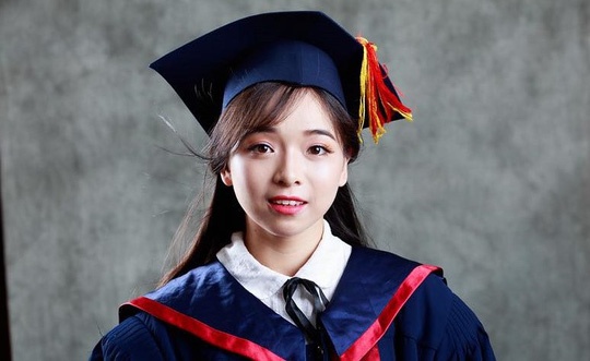 nu thu khoa 2017 anh 2