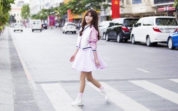 Hoc tap Si Thanh cach mac vay de tre nhu nu sinh hinh anh