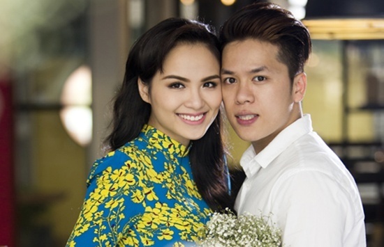 Diem Huong chuan bi cho mot dam cuoi khong on ao hinh anh