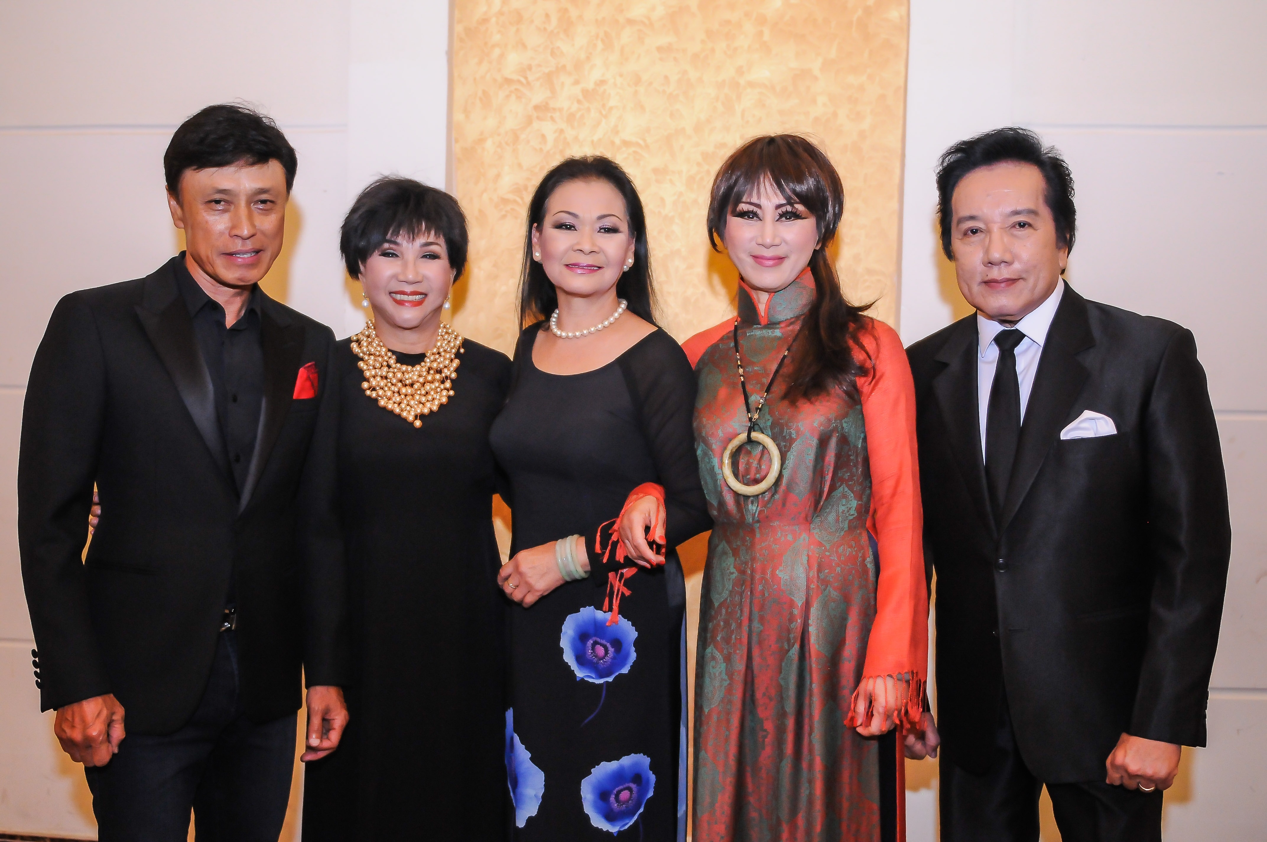 5 danh ca hoi ngo trong dem nhac 'Nhu canh vac bay' hinh anh