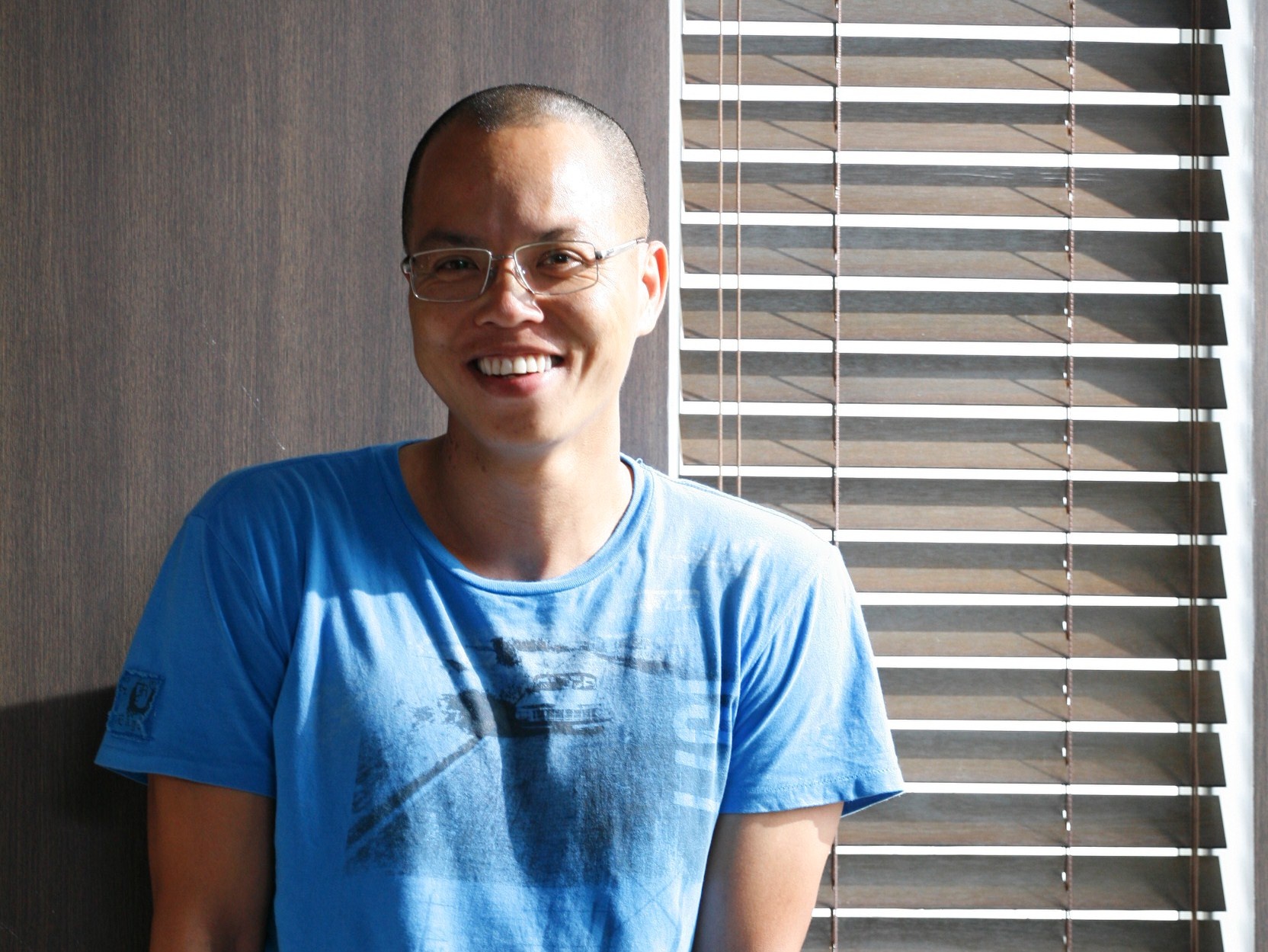Vu Ngoc Dang bi pho dao dien 'Con ma nha ho Vuong' che do hinh anh