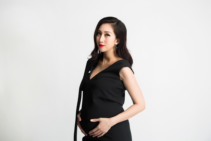 Leu Phuong Anh sinh con gai dau long hinh anh