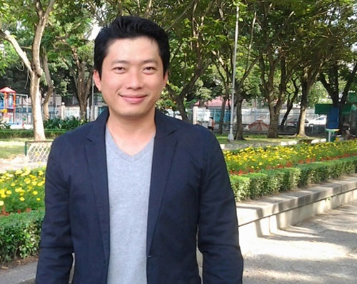 Kinh Quoc tung nhieu dem lang thang ngoai duong sau ly hon hinh anh