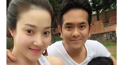 Hung Thuan tai hop vo sau 2 nam chia tay hinh anh