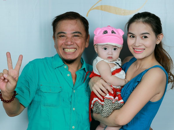 Hong To: 'Nhieu nha dai ep gia nghe si mot cach qua dang' hinh anh