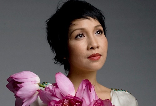 'Thi tham mua xuan': Ban hoa ca cua dat troi va tinh yeu hinh anh