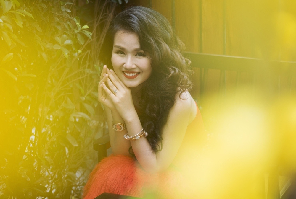 Vo Ha Tram - MV Lan gio xuan hinh anh