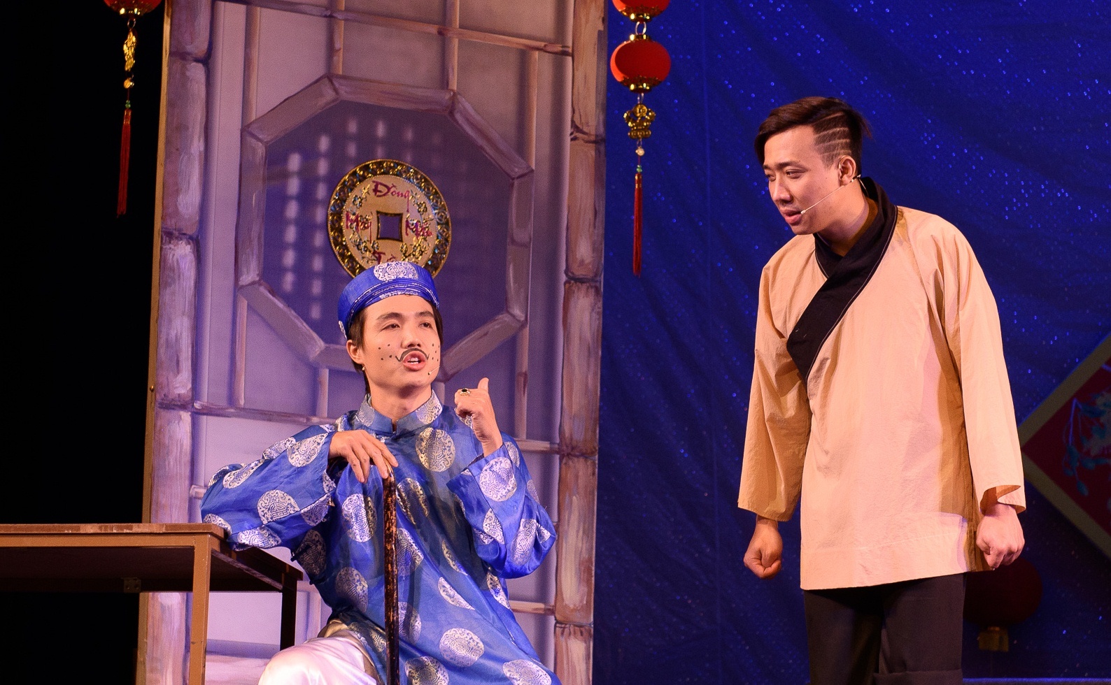 San khau kich, rap phim nhon nhip ngay Tet hinh anh