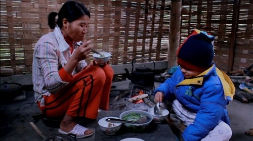 Phim Me con Ha,  bao hanh gia dinh,  Thu Le,  chieu phim mien phi anh 2