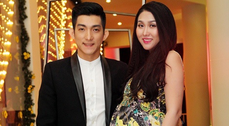 Phi Thanh Van khoc nhieu hon tu khi sinh con hinh anh