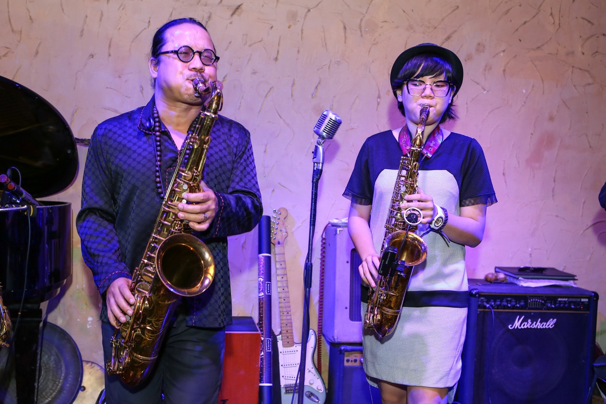 Nghệ sĩ saxophone Trần Mạnh Tuấn ra mắt album ảnh 2 Nghe si saxophone Tran Manh Tuan ra mat album anh 2
