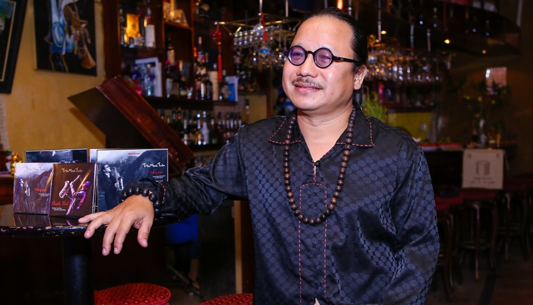 Nghe si Tran Manh Tuan ra mat bo doi album hinh anh