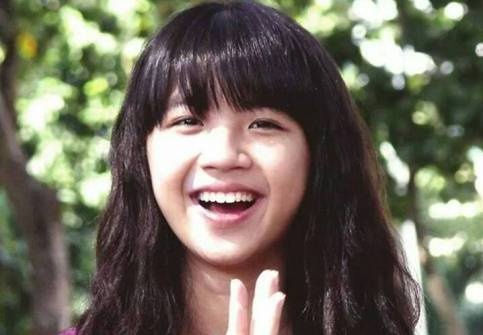 Hot girl Duong len dinh Olympia giao luu tai Hoi sach TP HCM hinh anh