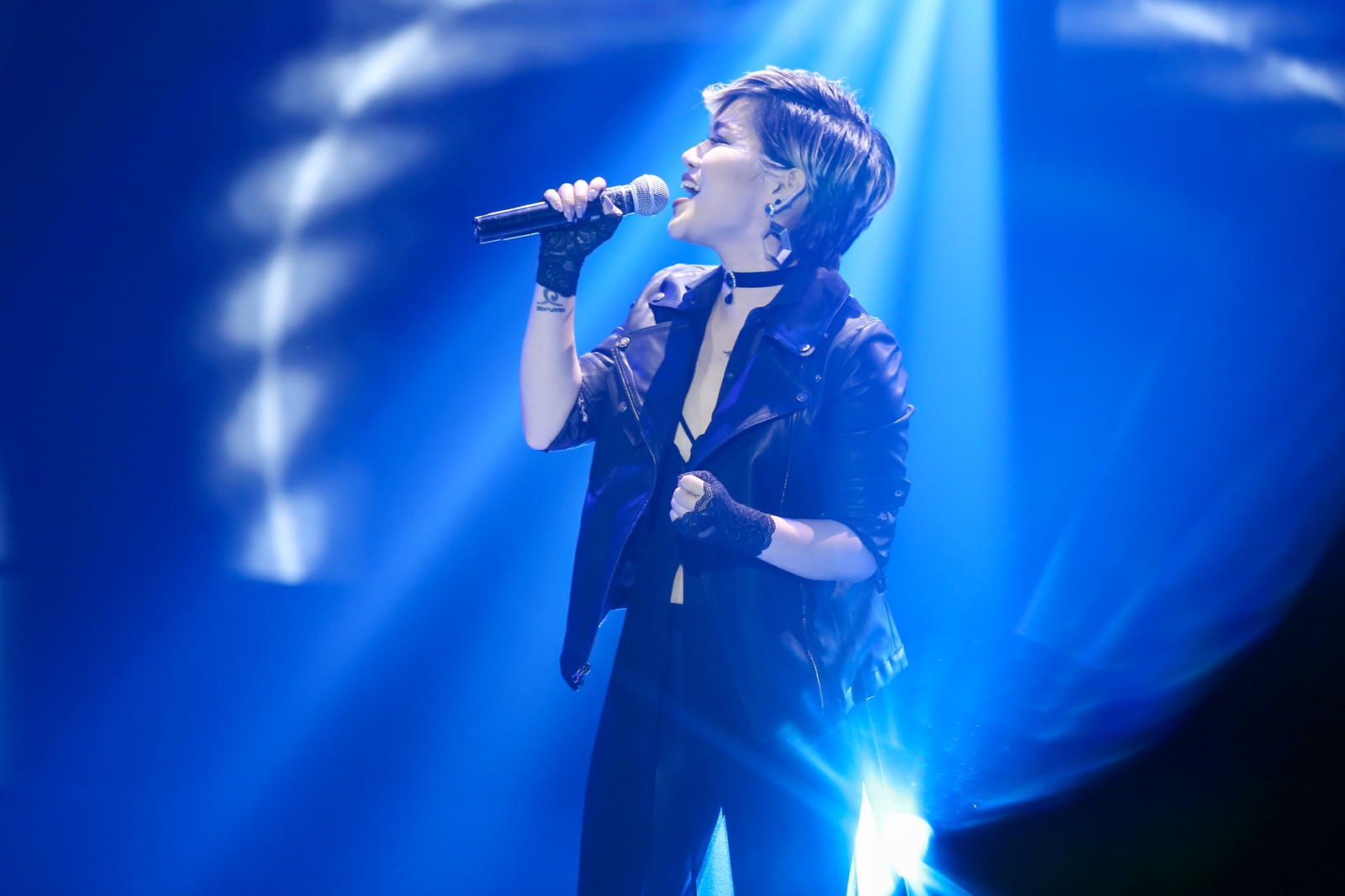 Kha Ngan khoc vi bi loai khoi Vip Dance anh 7