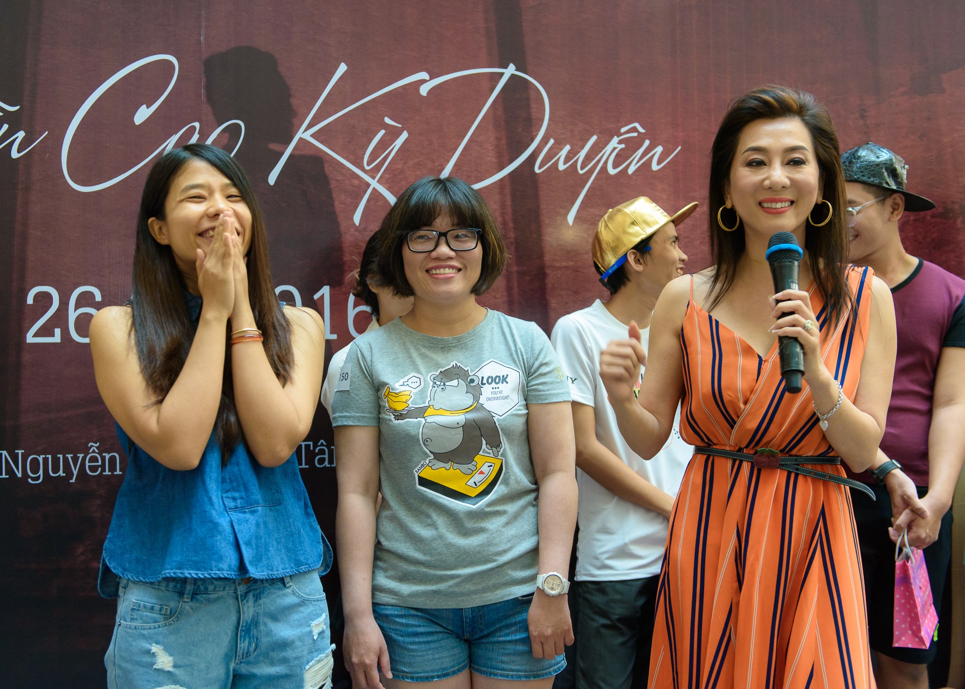 MC Ky Duyen lan dau hop fan o Viet Nam anh 5