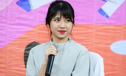 Hot girl 'Duong len dinh Olympia' muon tro thanh bac si hinh anh