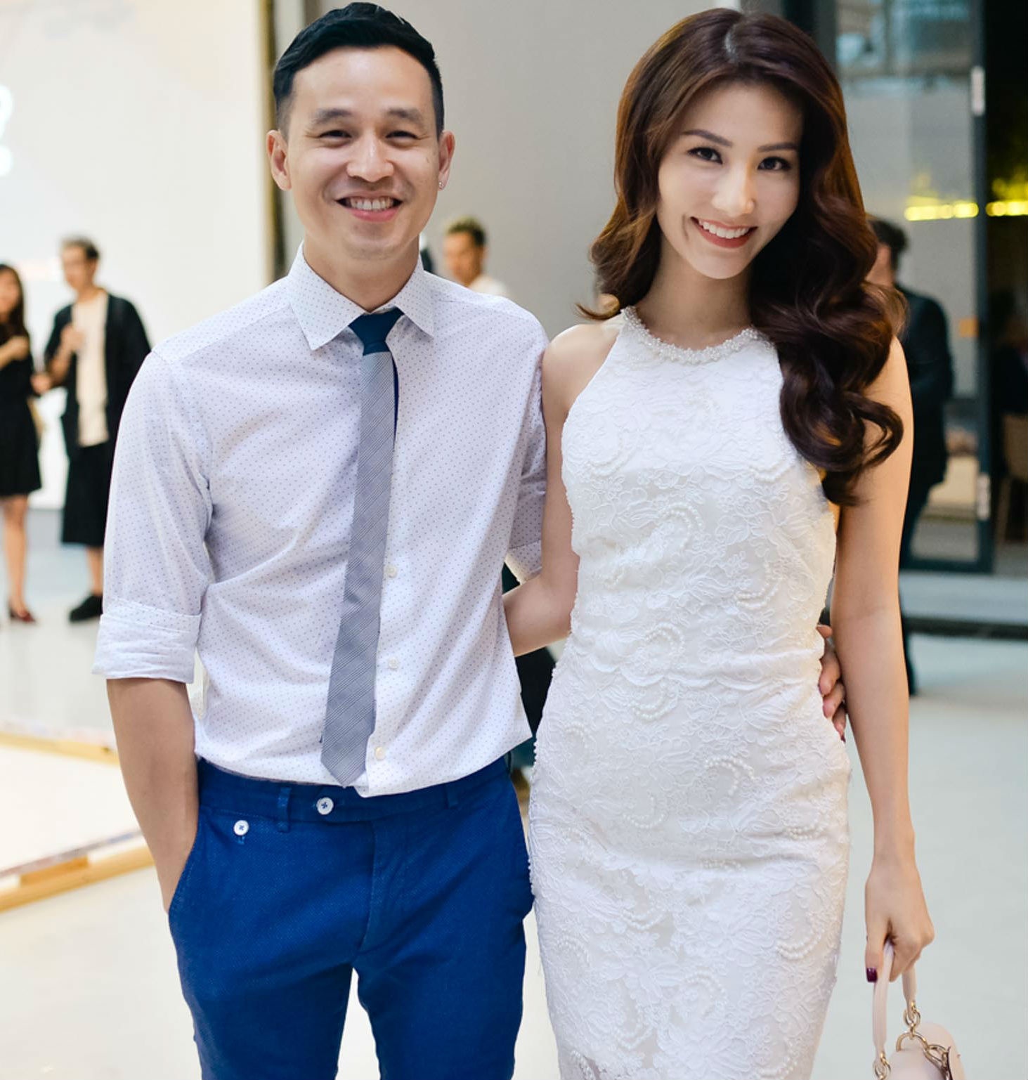 Diem My du su kien anh 2