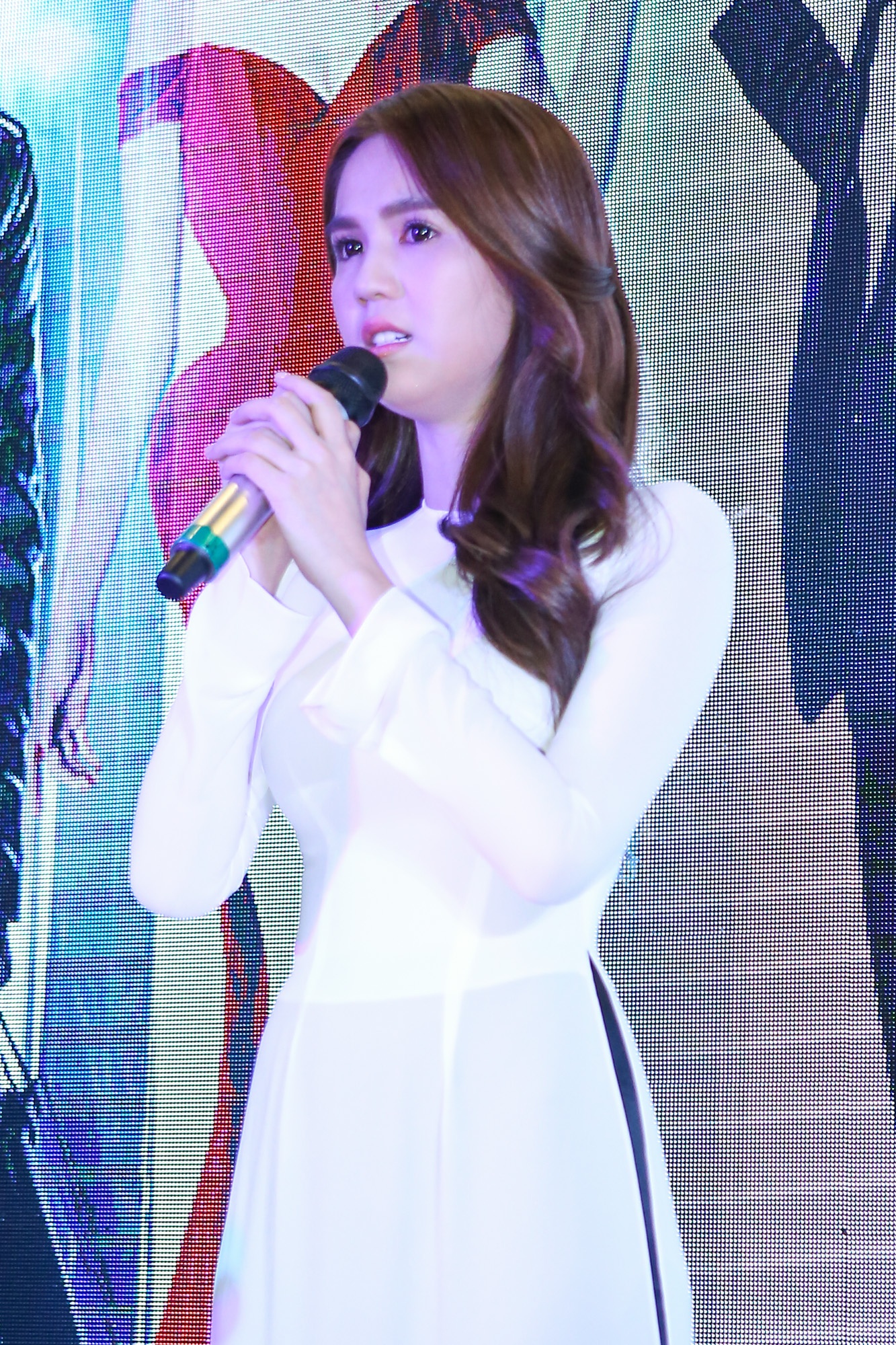 Ra mat phim Vong eo 56 anh 13