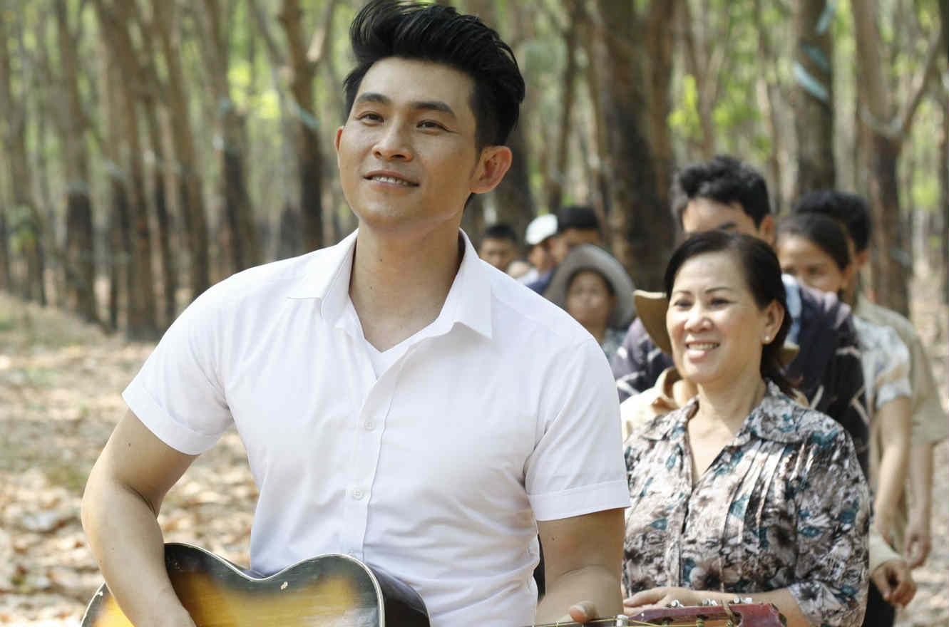 Nguyen Hong An lan dau lam MV nhac Trinh hinh anh