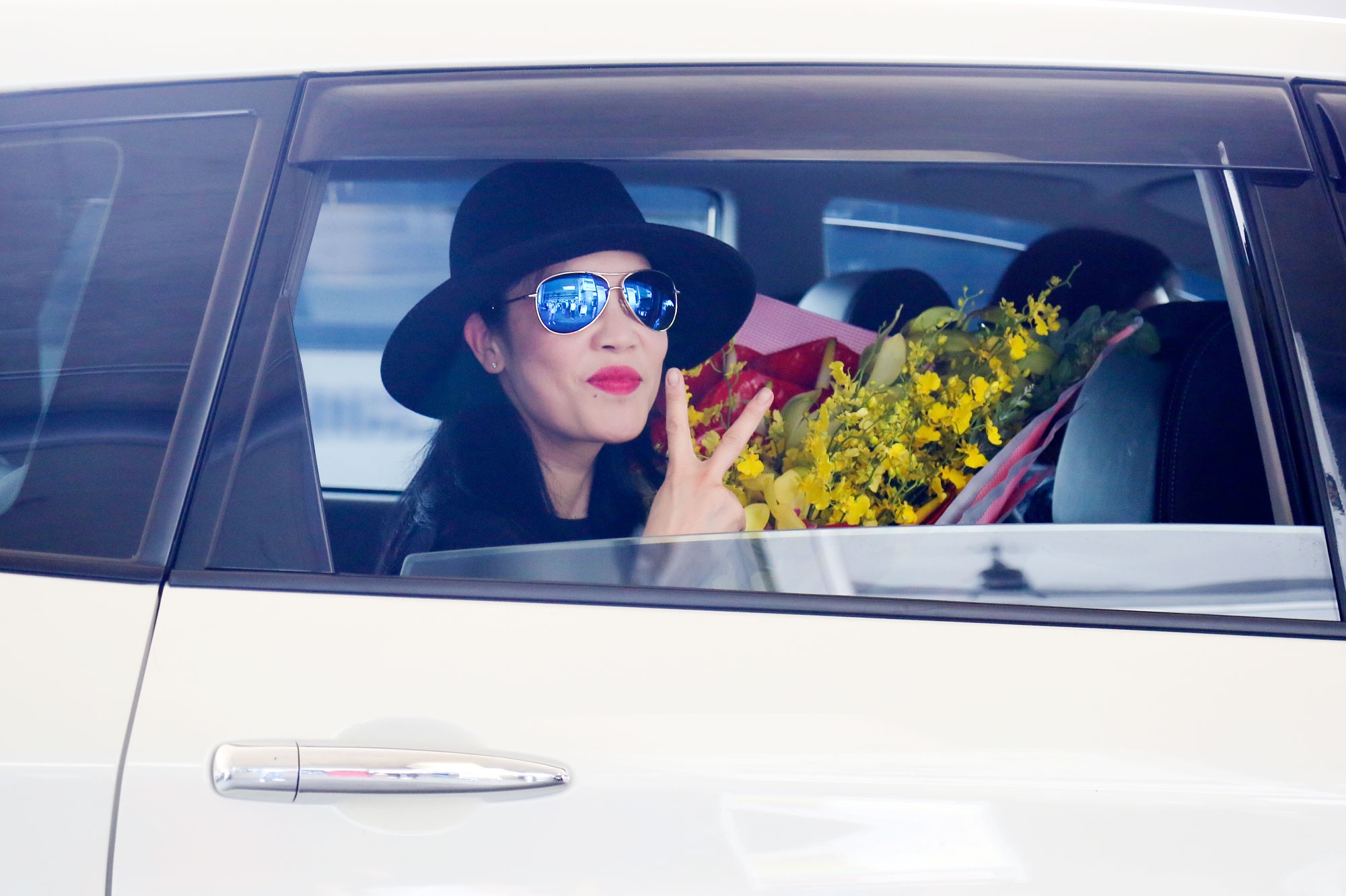 Thu Phuong ve nuoc bieu dien anh 4