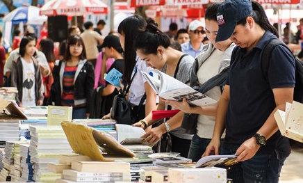 Nhieu hoat dong chao mung ngay sach Viet Nam lan thu 3 hinh anh