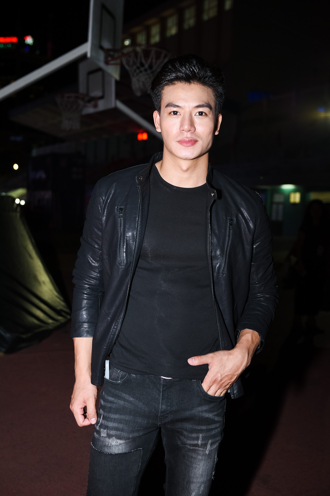 Thu Minh duoc chong Tay thap tung anh 12