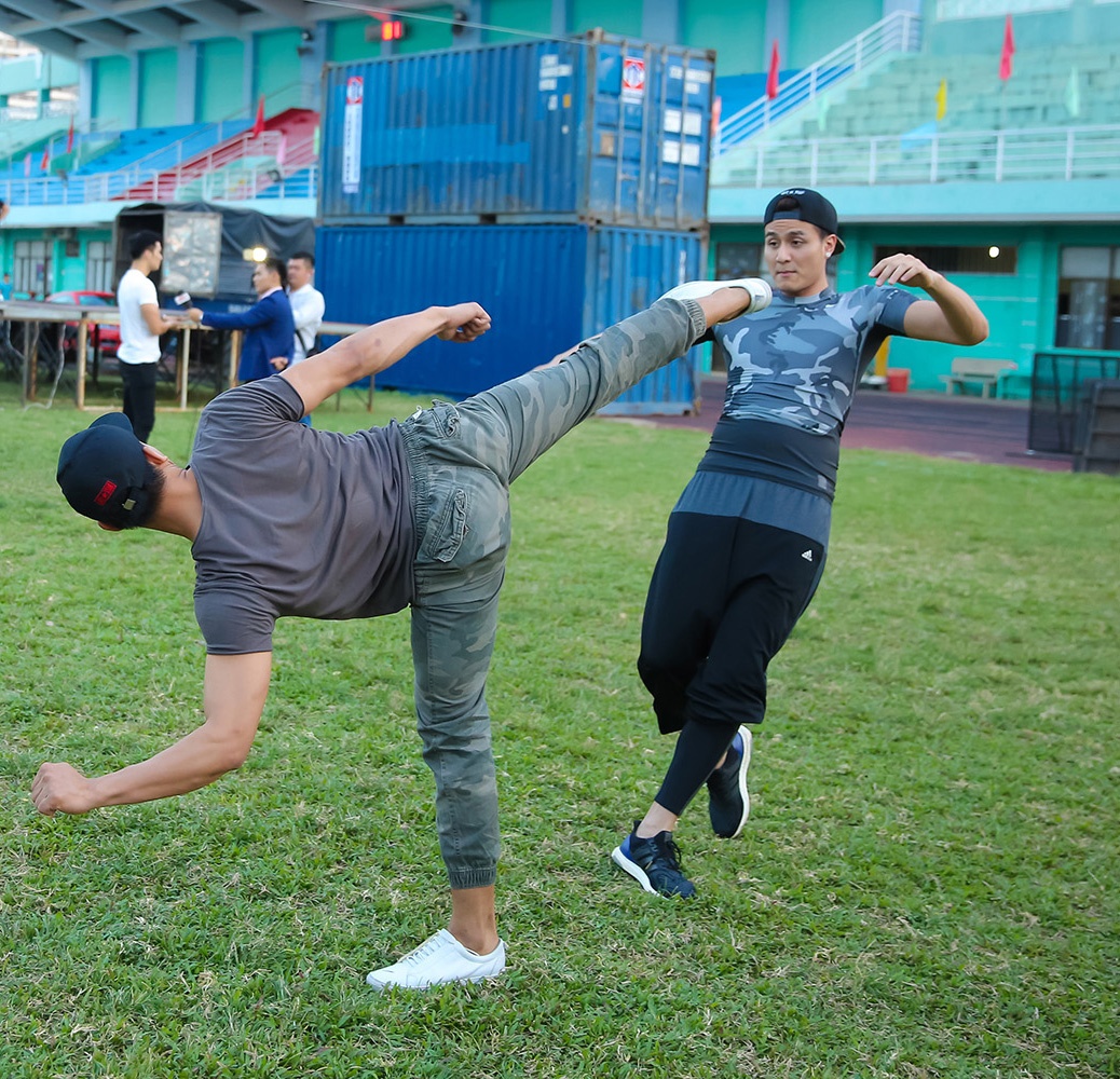 Truong Ngoc Anh bi chan thuong anh 9