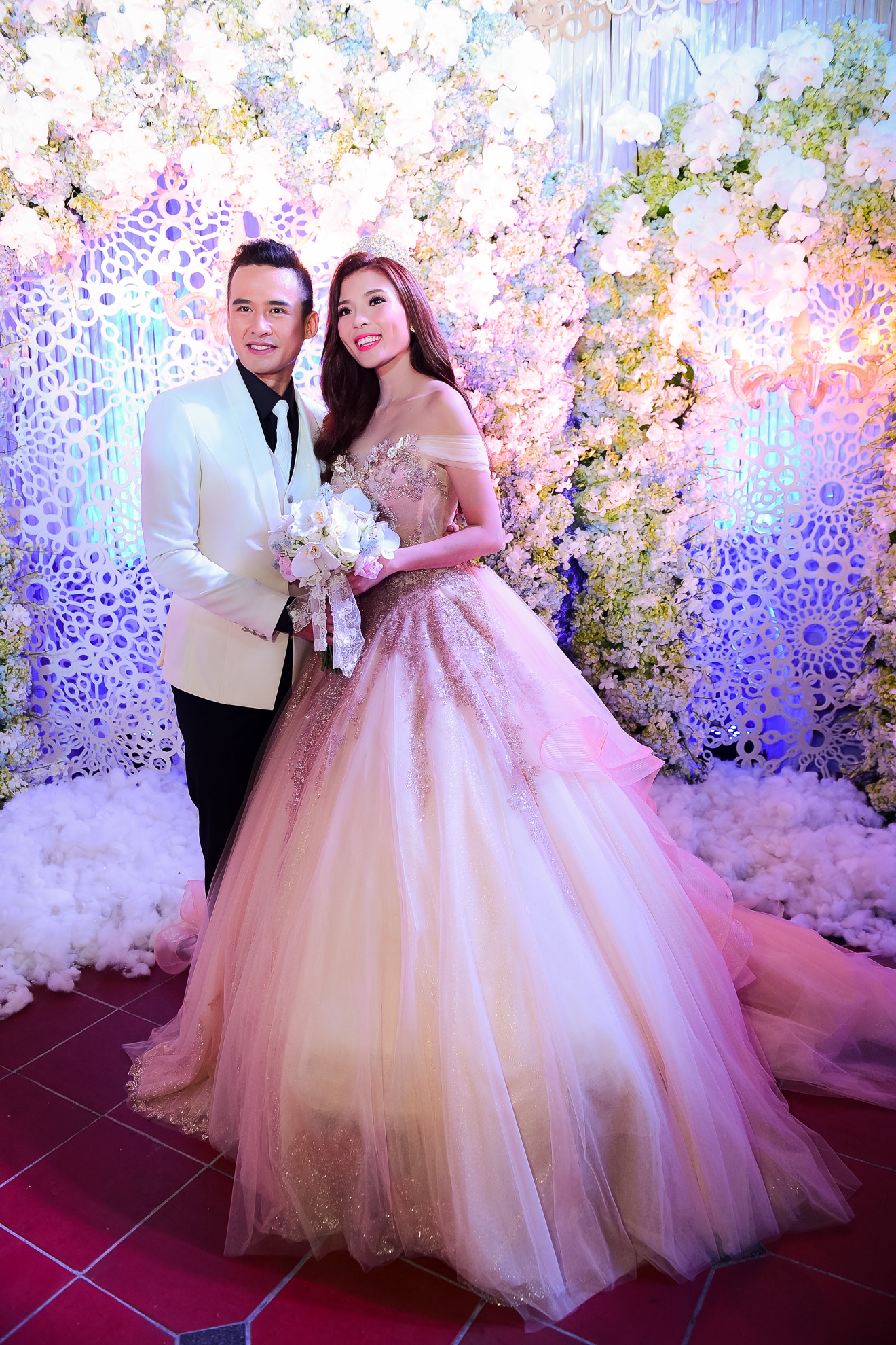 Dam cuoi Luong The Thanh o Sai Gon anh 7