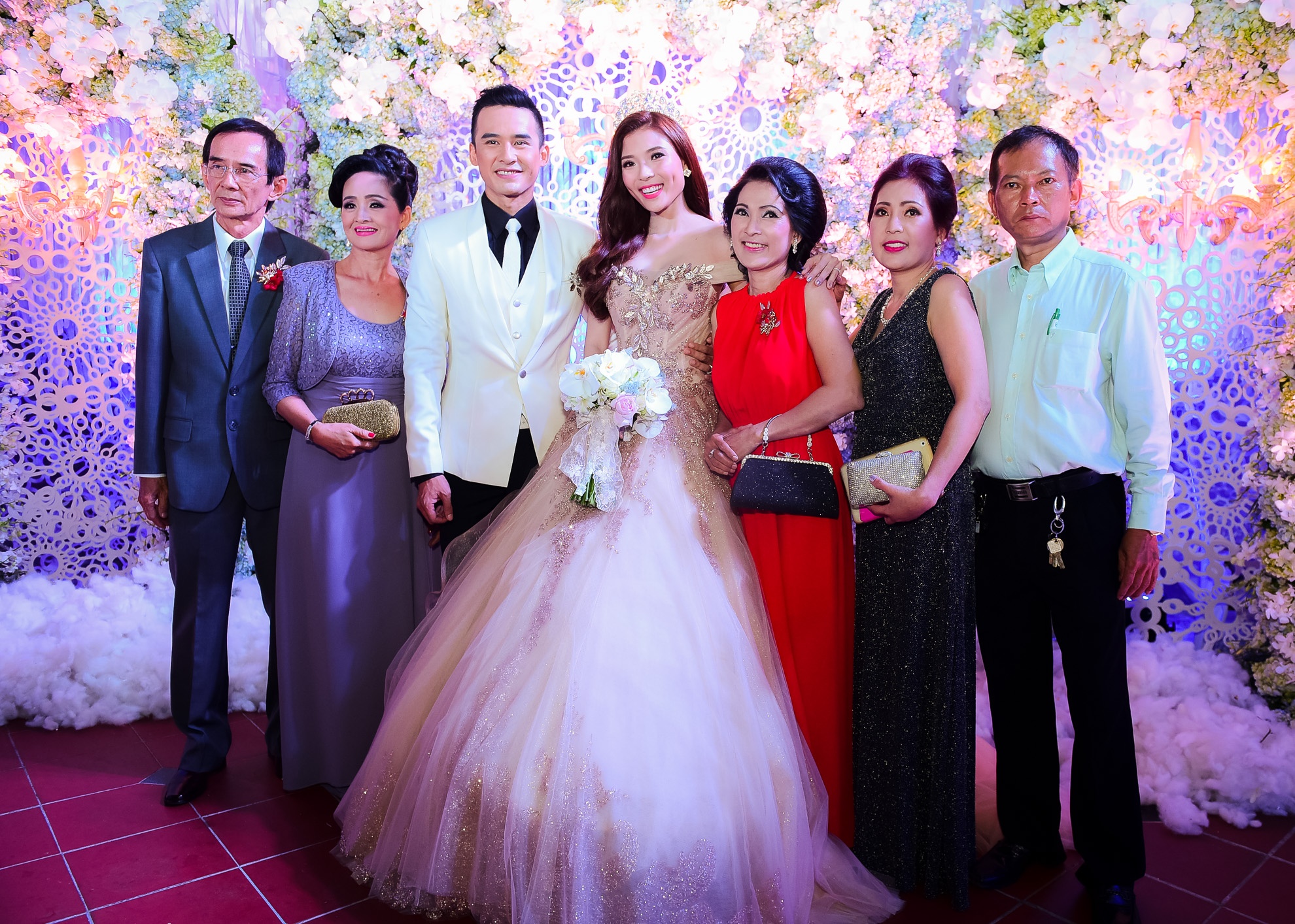 Dam cuoi Luong The Thanh o Sai Gon anh 9