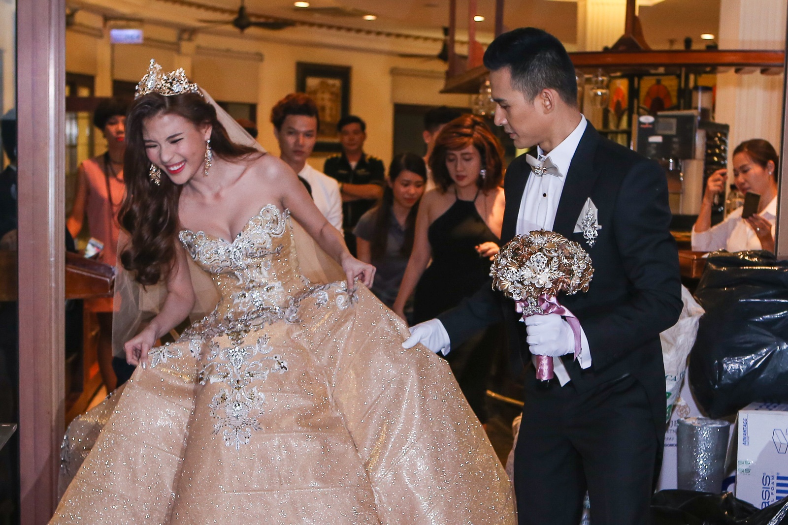 Dam cuoi Luong The Thanh o Sai Gon anh 11