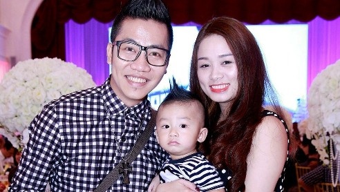 Hoang Rapper dau dau vi vo va me mau thuan hinh anh