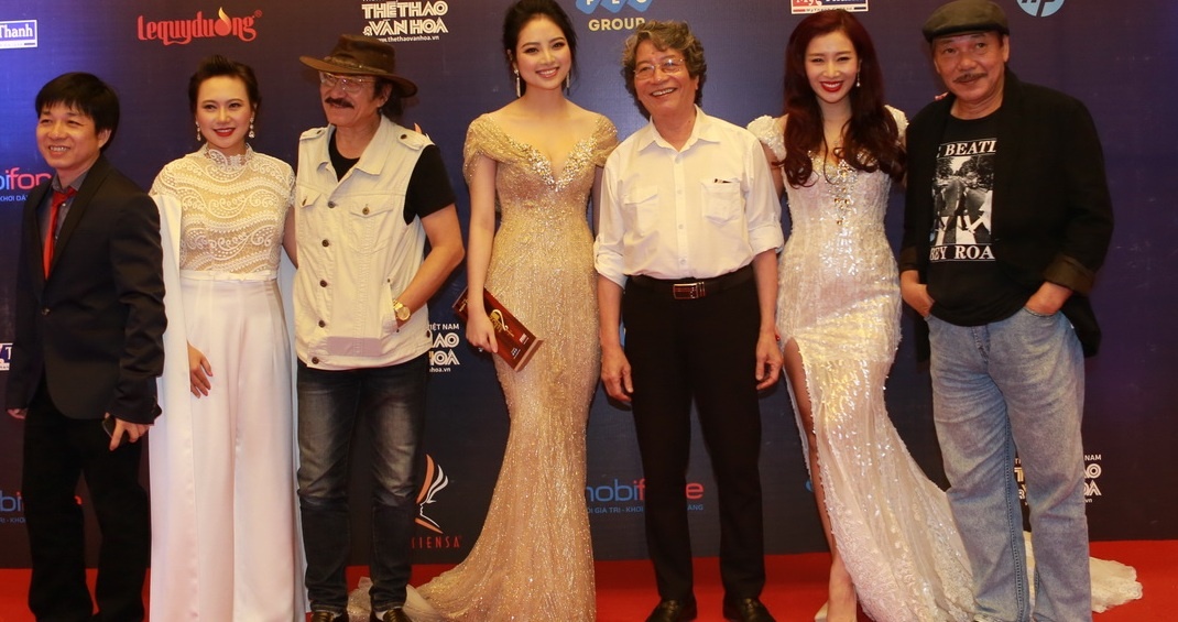 Sao Viet du trao giai Cong hien 2016 anh 9