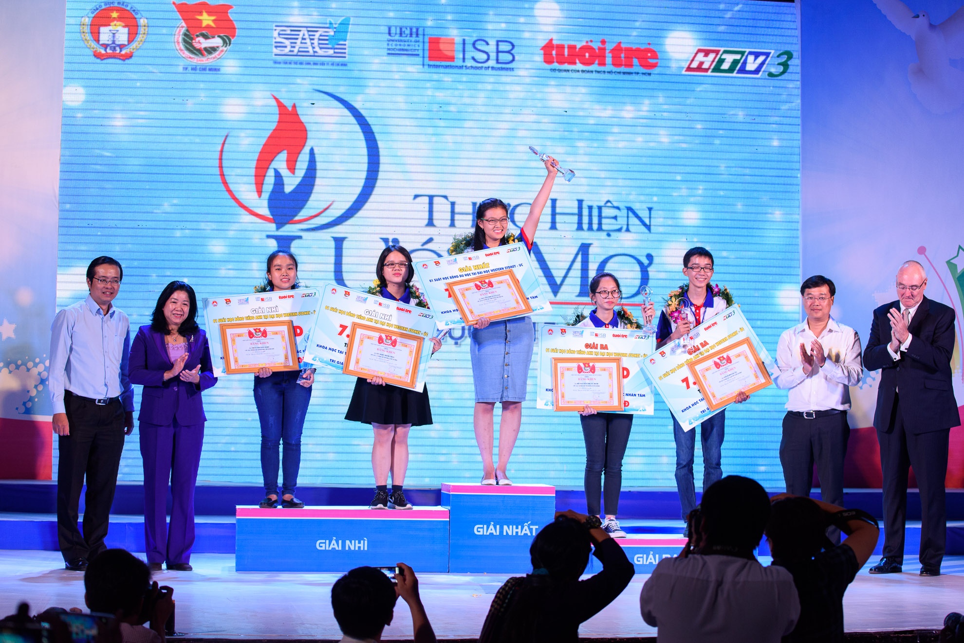 Trao giải Thực hiện mơ ước 2016 ảnh 3 Trao giai Thuc hien mo uoc 2016 anh 3