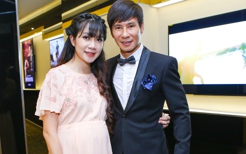 Vo Ly Hai vac bung bau 6 thang den du ra mat phim hinh anh