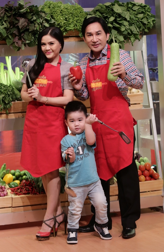Kim Tu Long tham gia Chuan com me nau anh 2