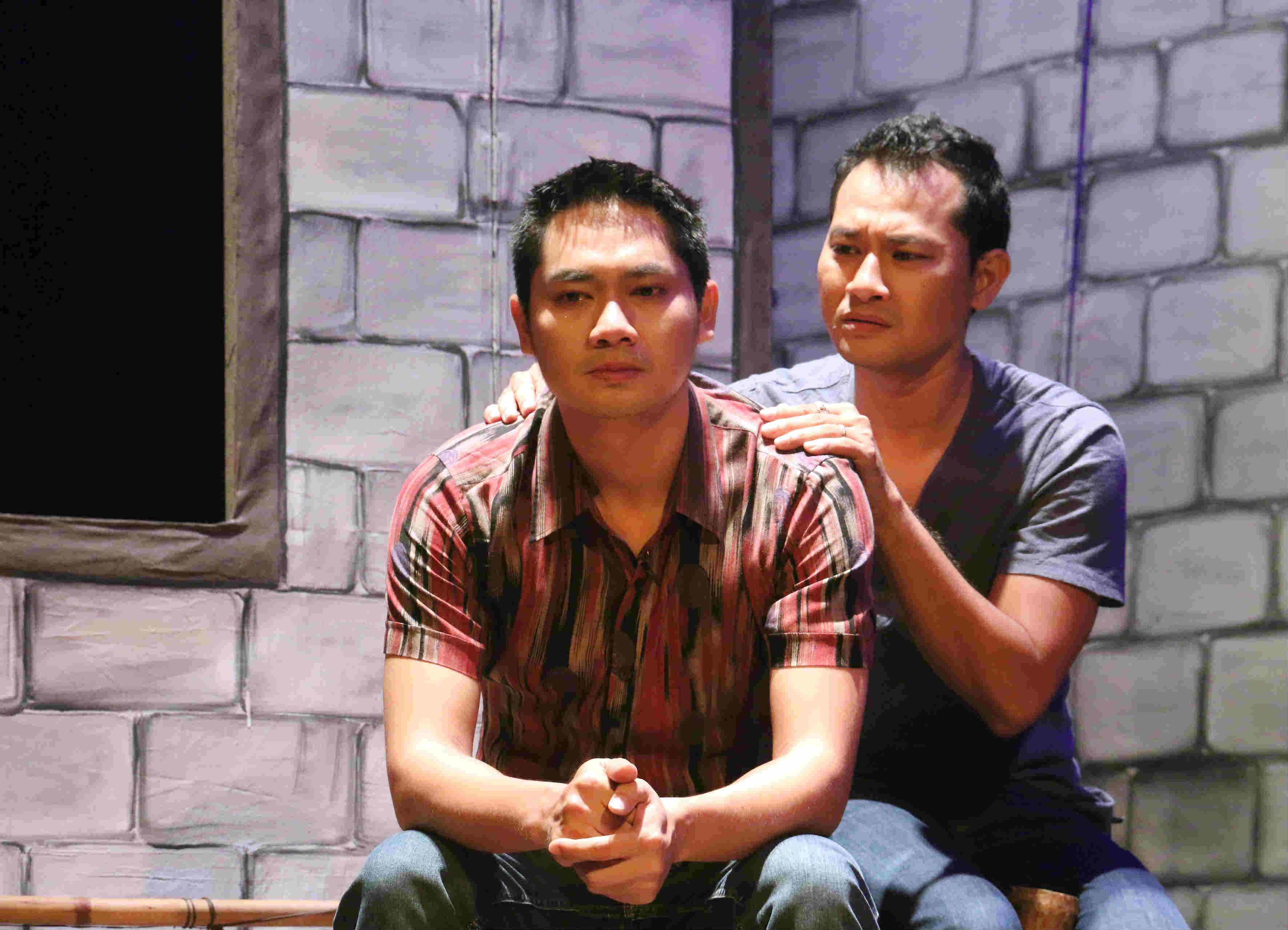 Kịch Góc tối showbiz ảnh 2 Kich Goc toi showbiz anh 2