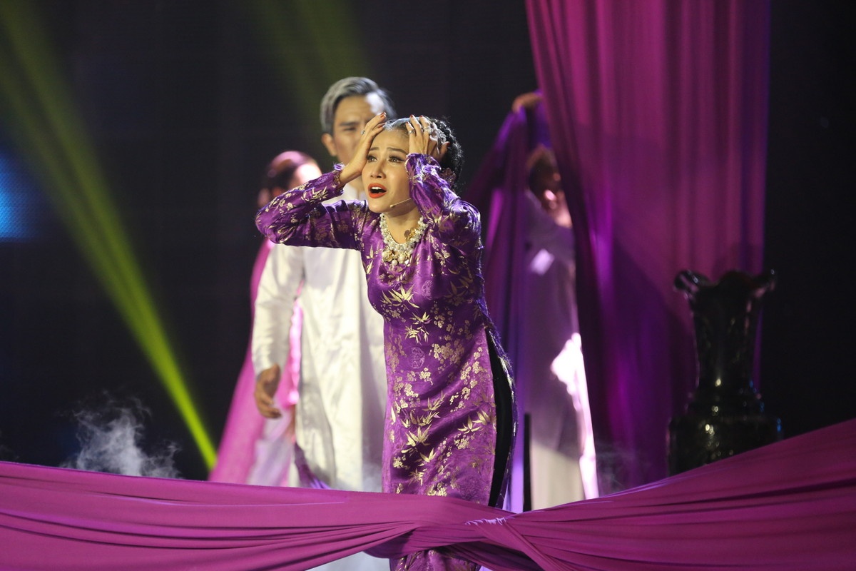 Cuoi Xuyen Viet Tap 8 anh 1