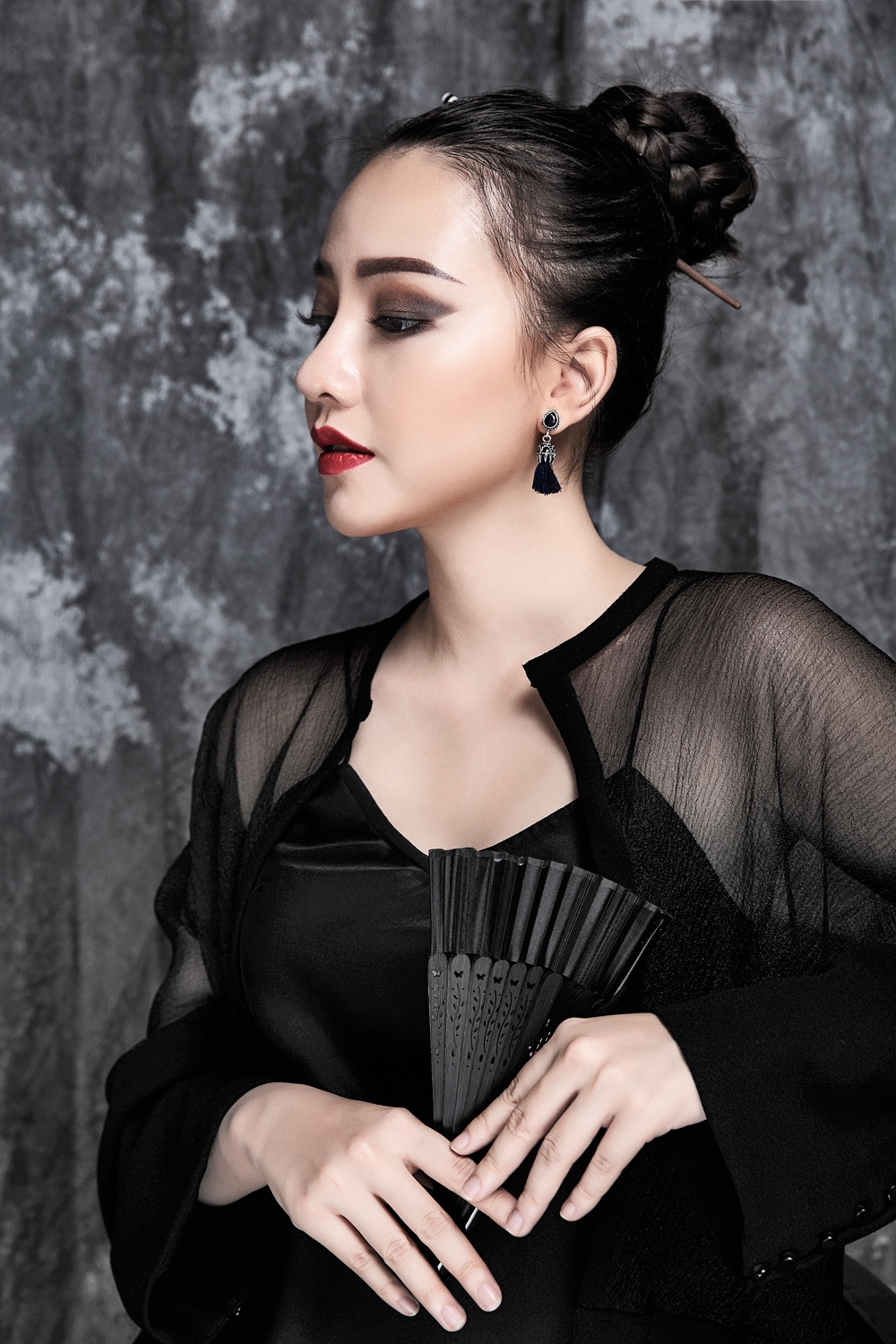 Bang Di cuon hut voi tong den anh 3