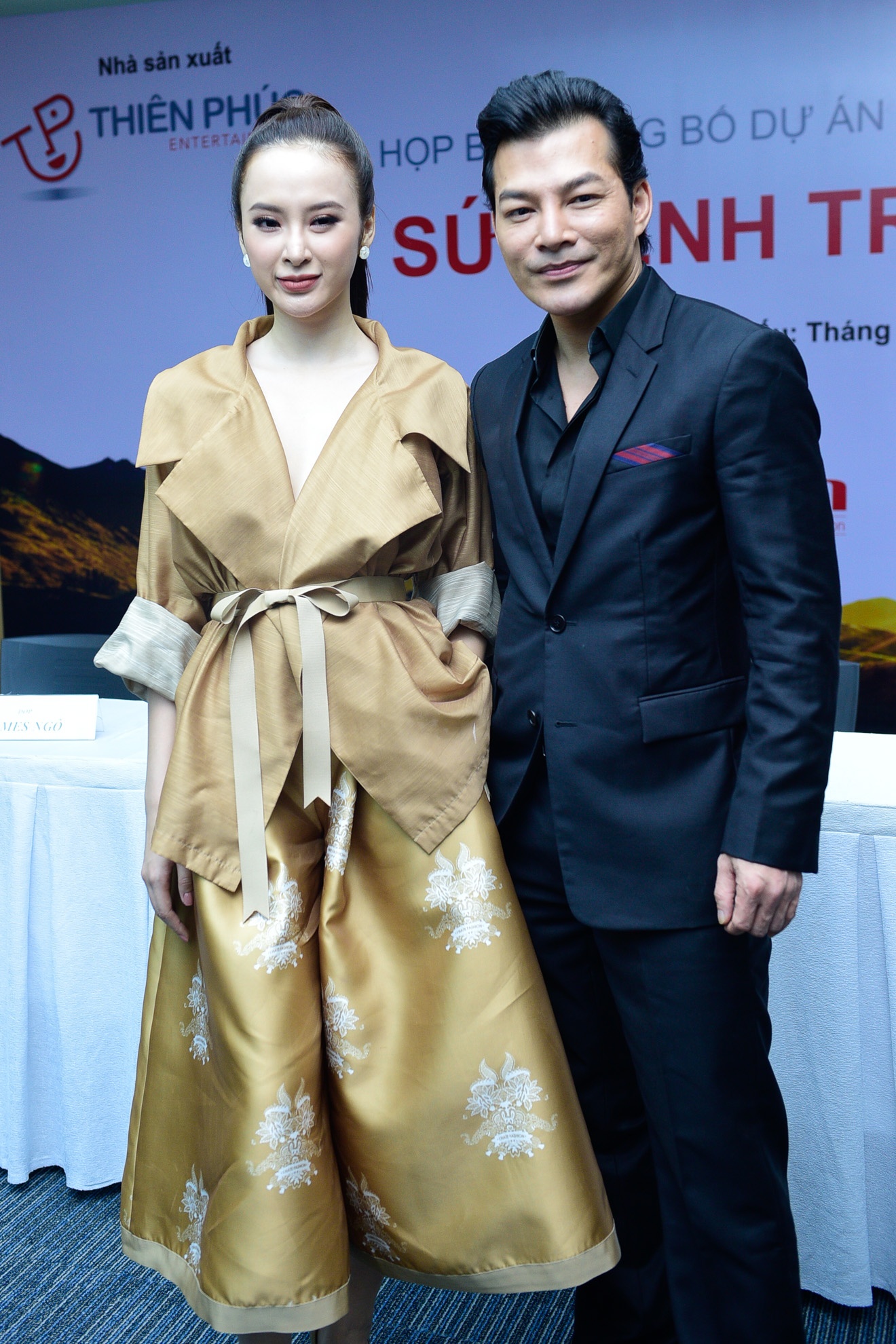 Angela Phuong Trinh du ra mat phim moi anh 5