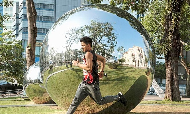 Trong Hieu theo duoi nguoi dep Vu Ngoc Anh trong MV moi hinh anh