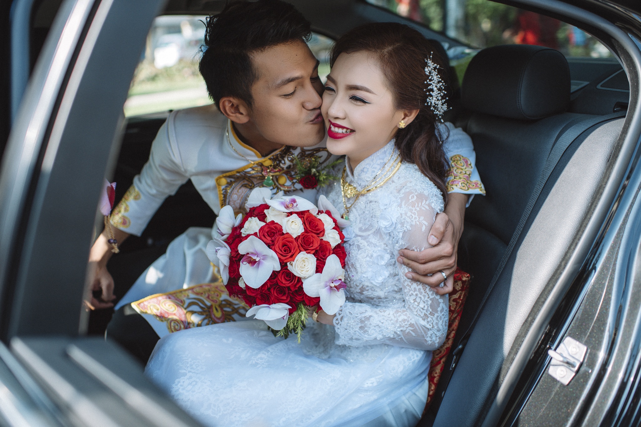 Quang Tuan va Linh Phi dam cuoi anh 9