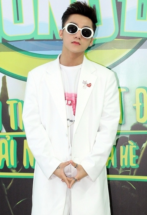 Son Tung hat tai Nha Trang anh 1