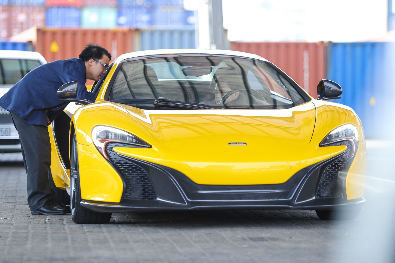 Phan Thanh tau xe trieu USD anh 4