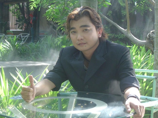 Ca sĩ bị tai nạn mất 1 tay ảnh 2 Ca si bi tai nan mat 1 tay anh 2