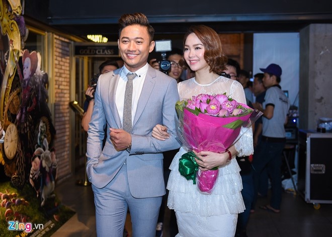 Quy Binh va Minh Hang anh 2