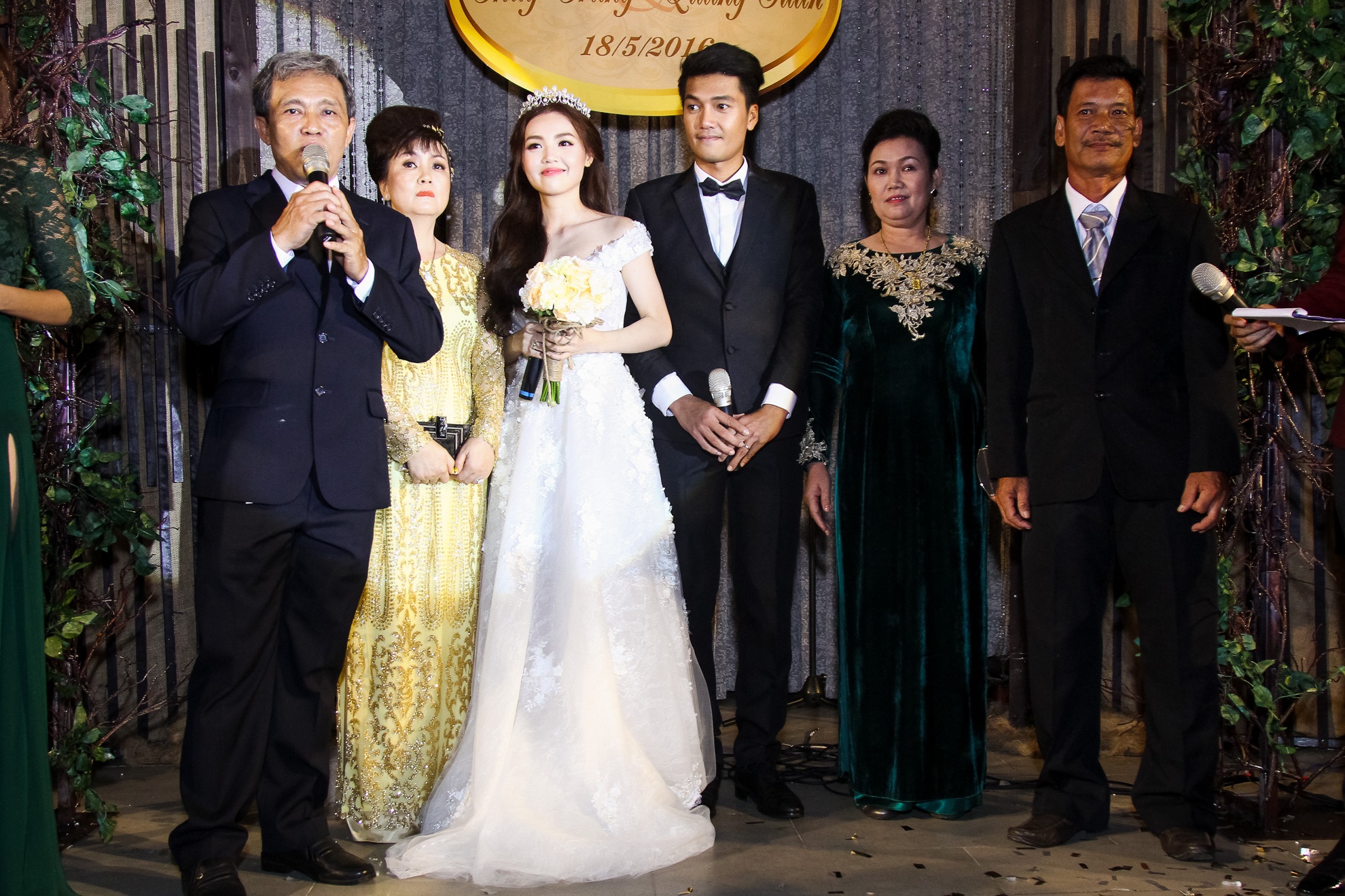 Sao Viet du dam cuoi Quang Tuan anh 16