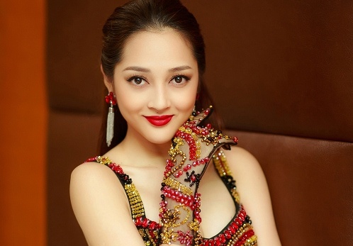 Bao Anh ruc ro trong dem chung ket Hoa hau bien 2016 hinh anh