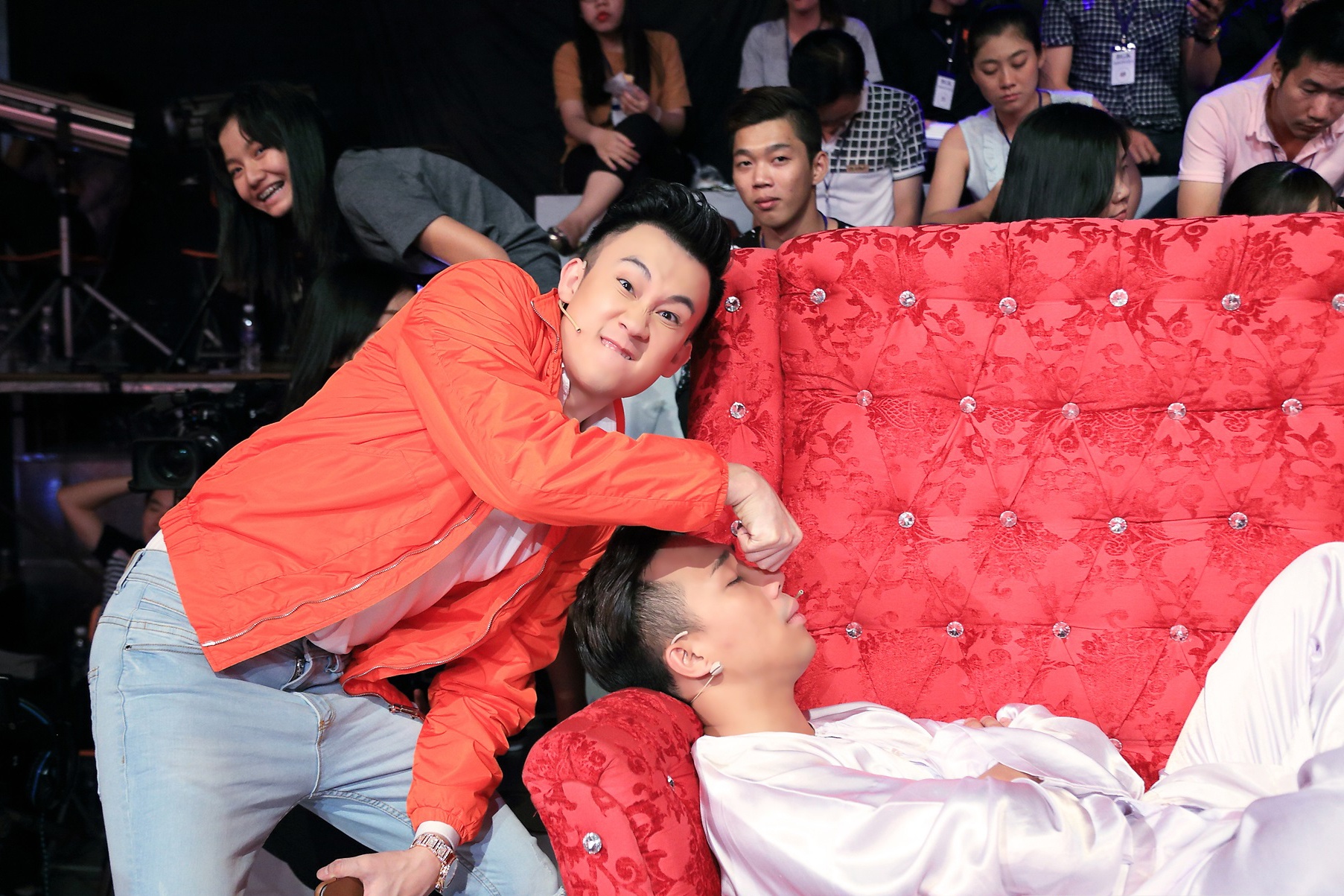 Duong Trieu Vu choc Tran Thanh anh 7