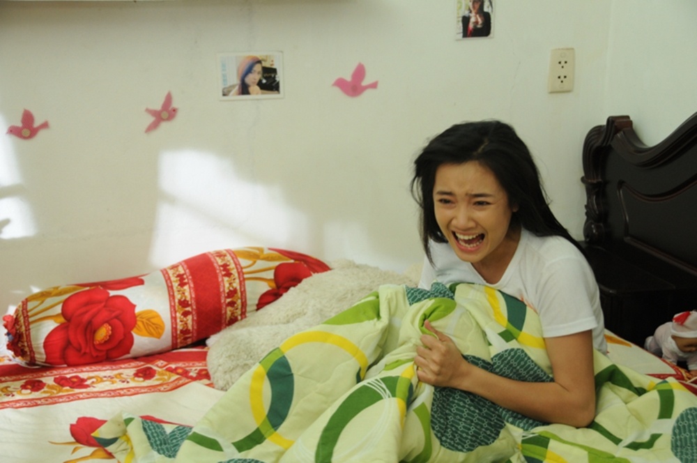 Nha Phuong yeu Quoc Truong trong phim anh 6