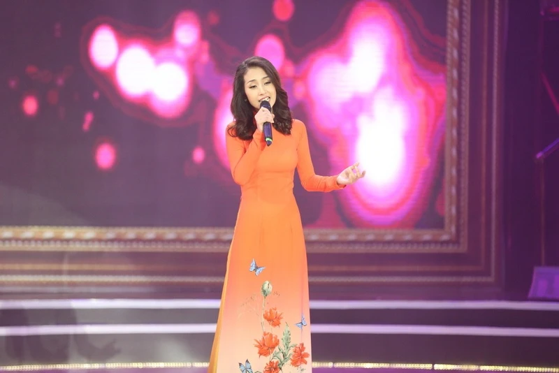 Truong Vu ve nuoc lam giam khao anh 8